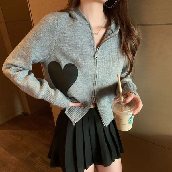 Womens Fashion Popular Hooded Love Heart Appliqued Zipper Front Fly Knitted Short Sweater Cardigan Coat Sml
