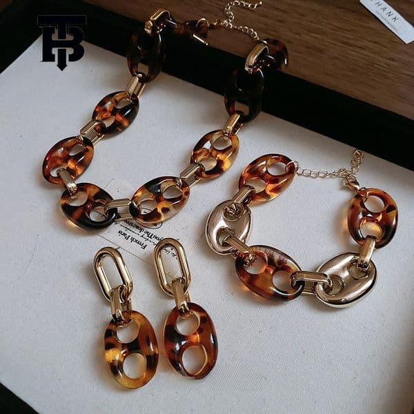TB BHULAMTE Luxury Leopard Print Pig Nose Retro Earrings Necklace Bracelet Set Designer European Collarbone Chain Accessories High-end Women's Jewelry