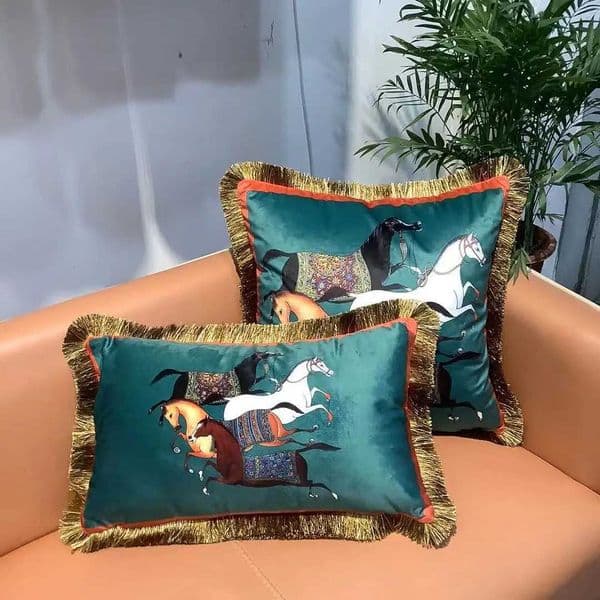 DoubleSided Waist Cushion Cover Luxury Horse case Sofa Decoration Retro Tassel Square Living Room Y250905
