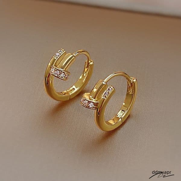 Ddmyhome Crystal Zircon Hoop Earrings Women Rhinestone Cartilage Piercing Jewelry - Metal Gilded Lightweight Hoops Gift for Girls H260131