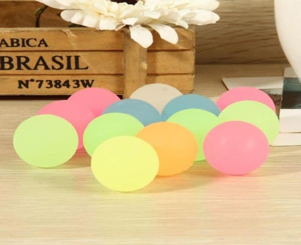 100Pcs High Bounce Rubber Ball Luminous Small Bouncy Ball Pinata s Kids Toy Party Favor Bag Glow In The Dark1448166