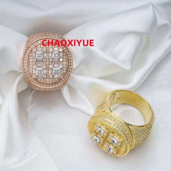 2023 New European and American Street Trendsetters Vertical T Square 925 Sliver Moissanite Personality Hip Hop Ring