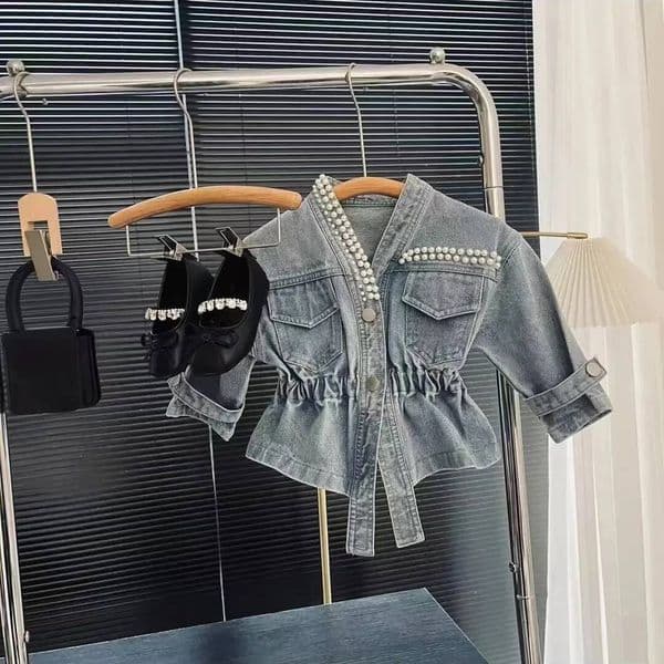 2025 Spring Korean Denim Coat New Children Clothing Nail Bead Versatile Short Girls Baby Top ddmyshoesvip