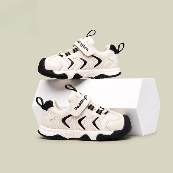 Spring new children s sports shoes suitable for toddlers and toddlers with Velcro outdoor shoes casual shoes fashionable and trendy running shoes
