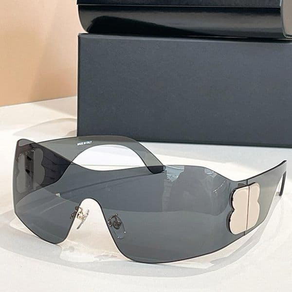 Women Bossy Mask Sunglasses BB0359S Brand Designer Frameless Mask Sunglasses Black Injected Nylon Frame and Temples Silver BB Logo Casual Fashion Mens Glasses