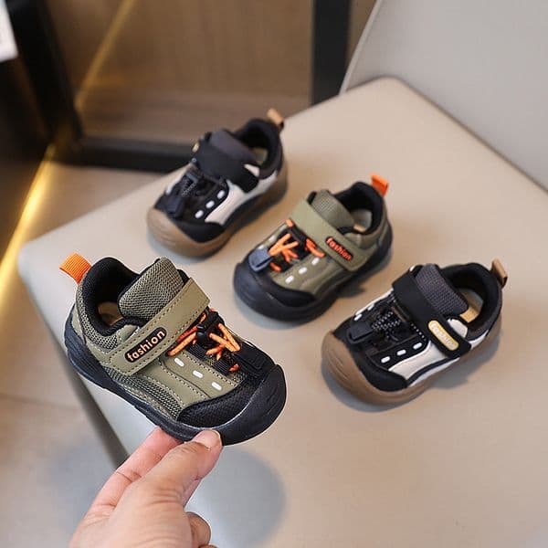 Outdoor hiking shoes for men and women in autumn and winter casual soft soled baby walking shoes sports shoes anti slip comfortable breathable designer shoes