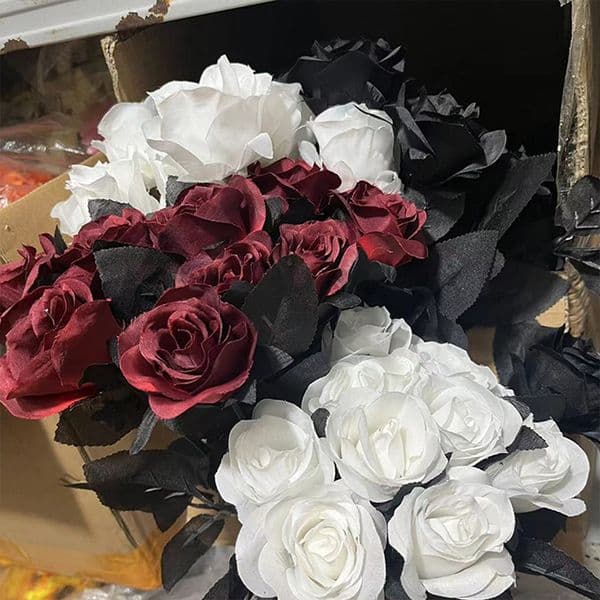 Silk Black Rose Artificial Flower Head Bouquet Home Living Room Desktop Flower Arrangement Wedding Chritmas Decoration New Year