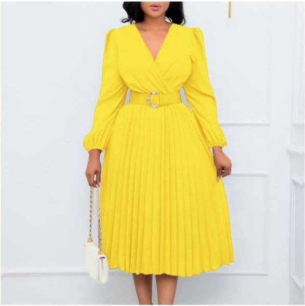 (785) New Autumn and Winter Fashion Long-sleeved V-neck Pleated Mid-length Dress