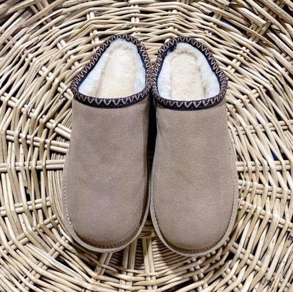 Fashion Designer Men Women Thin Sip-on Slippers Shoes New Genuine Leather Women Indoor Shoes