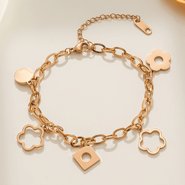 Designer Bracelet Luxury Bangle Bracelet Jewelry Korean Fashion Titanium Steel Flower Charm Small Pendant Bracelet Cute Girls Jewelry