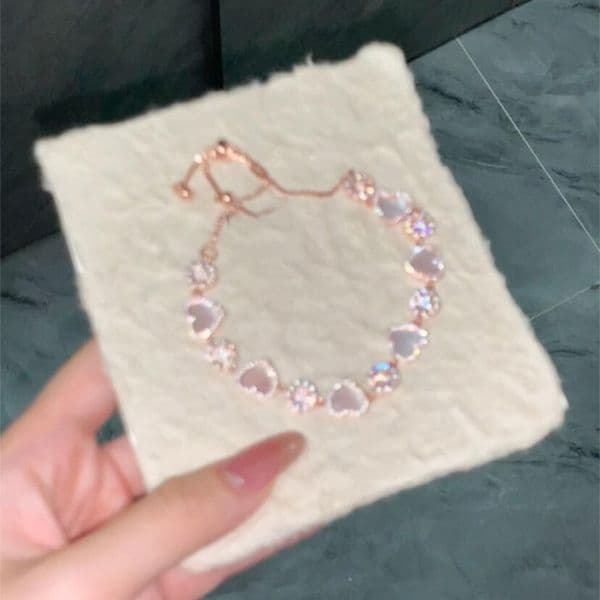 Rose Gold Toned Bracelet, Heart Shaped Mother of Pearl & Flower - Embellished CZ Details, Romantic Charm for Daily or Elegant Styles, Adjustable Jewel