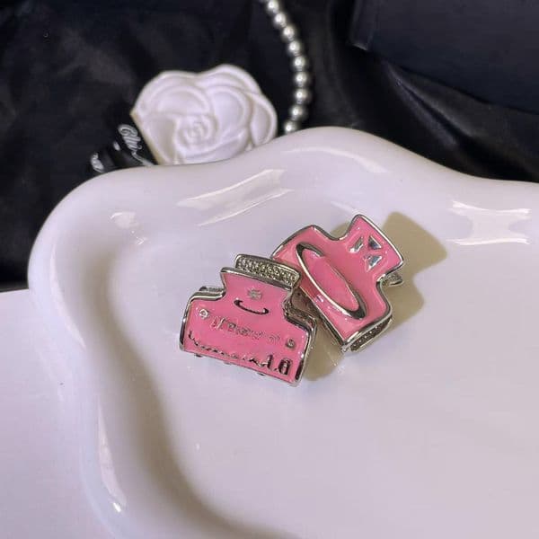 New Metal High-end Style Small Hairpin with Enamel-dipped Letter Saturn Hairpin Light and Luxurious European-style Hairpin with A Touch of Elegance