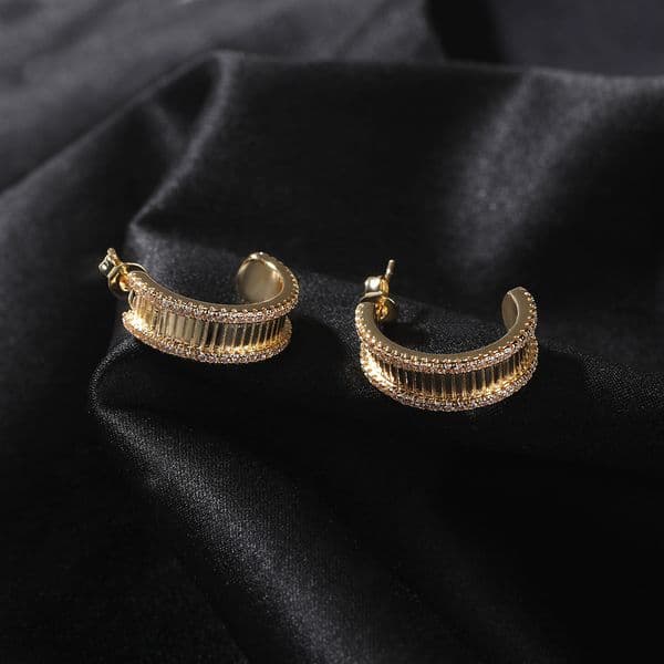 Hip Hop Simple Stud Earrings Bling T Cubic Zircon Men Vintage Geometric Rap Jewelry