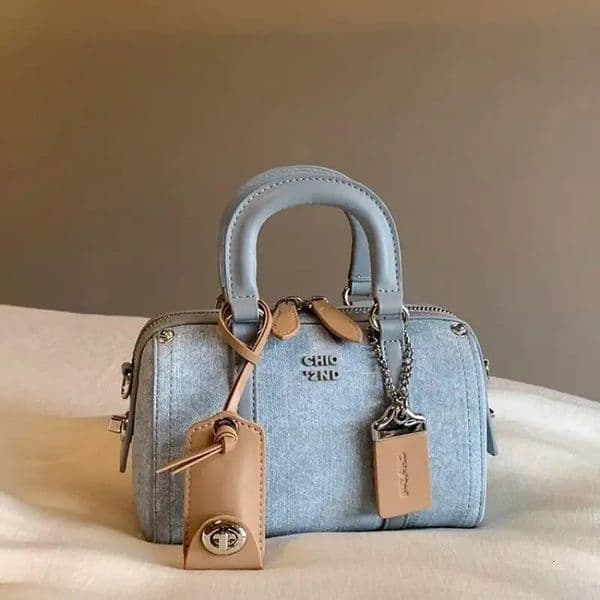 Free Shipping Shoulder Bags Women's Handheld Fashion Canvas Denim Bag Girl Trend Leisure Versatile Square Crossbody Designer Bag Luxury Bag Tote Bag