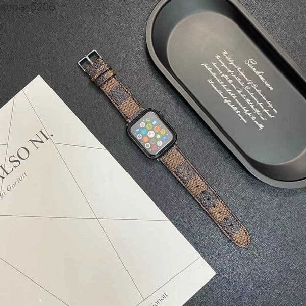 Smart Straps Designer Brand Suitable for Apple Iwatch Strap S9/8/7 Watch with High-end Personalized Leather 38/41/45/49mm LGR7 08A3