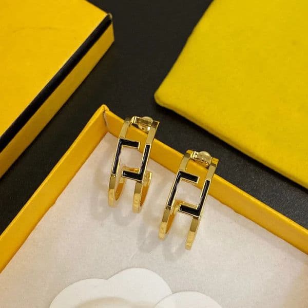 2026 Earrings Designer For Women 925 Sterling Silver Glolor Hoop Stud Elegant Letter With Gift Box Women Party Weddings Jewelry