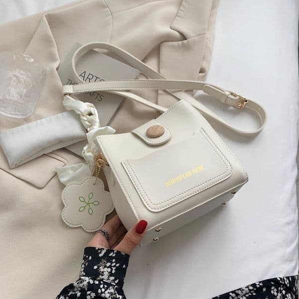 Top quality Brand High Quality New Style Niche Design Crossbody Shoulder Bucket Bag for Women New Trendy Fashion Versatile Trendy New Free Delivery Designer Bag