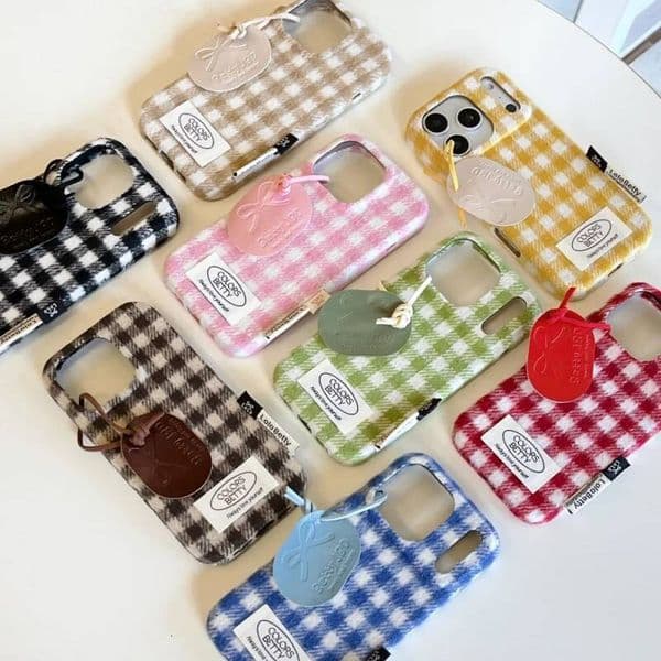 Velvet Contrast Color Grid Apple Phone Case Suitable foriPhone17/16PROPersonalized Tag Case15/14Protective Sleeve