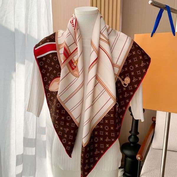 Classic Letter Pattern Shawl Designer Scarf Printed Headscarf Fashion Silk Scarf Square Scarf Silk Scarf Men Luxury Scarf 90x90cm