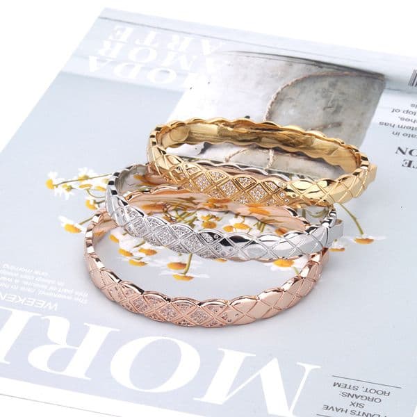 American Creative Small Fragrance Diamond Bracelet Micro Inlaid Zircon Versatile Women's Bracelet Simple Internet Celebrity Same Style Jewelry 9B