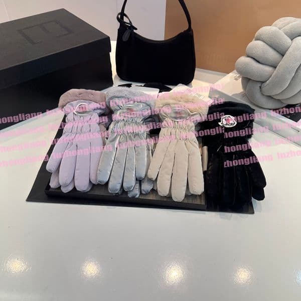 High-end fashion cashmere blend ladies' gloves, designer brand cotton winter warm gloves with finger-separated design