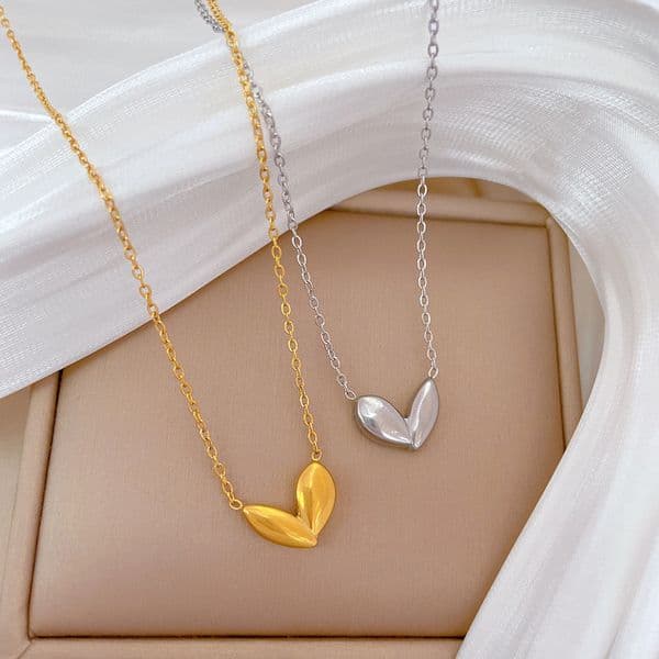 Exquisite Tender Bud Personalized Minimalist Necklace With Fashionable And Creative Design Charming Necklace For Girls Internet Famous Collarbone Chain