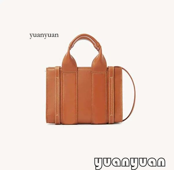 tote High Quality Luxury Designer Bag shopping With Suction Buckle Classic Pattern Stylish Large Capacity Best Backpack For fashion Travel bags handbags women e1