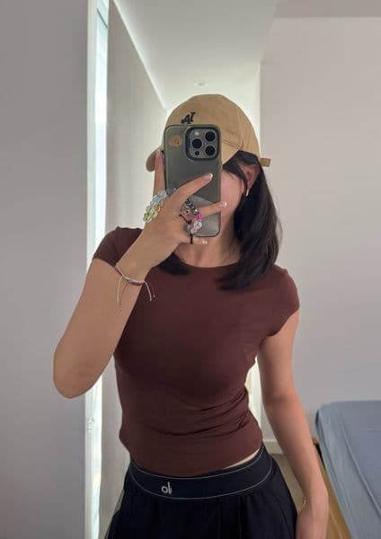 Women's Designer Yoga Tops Cew Neck Finess Short Sleeve Crop T Shirt Skinfriendly Workout Summer Top Ladies Quickly Dry Tight Sweatshirt