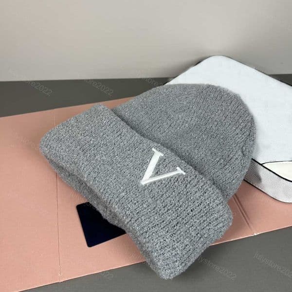 Crush Pearl Designer Beanie Hat Knitted Winter Bonnet Caps Woolen Women Men Warm Beanies Hats Female Bonnets Cap Winter