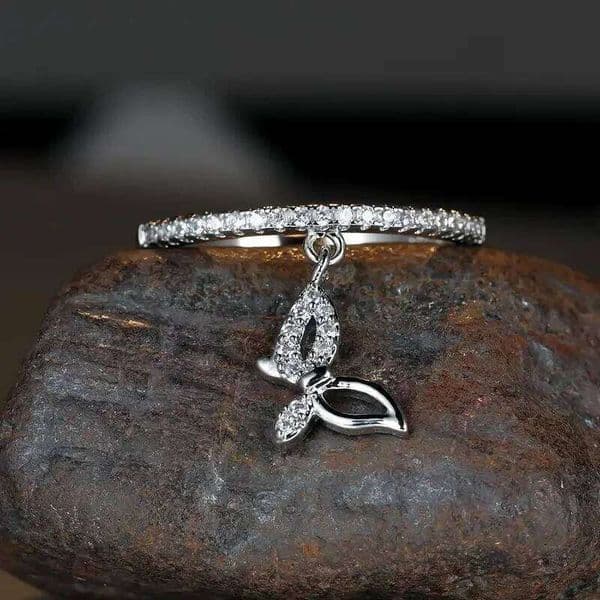 Huitan Chic Butterfly Charm Finger Ring for Women 3 Metal Colors Simple Stylish Everyday Exquisite Accessories Statement Jewelry