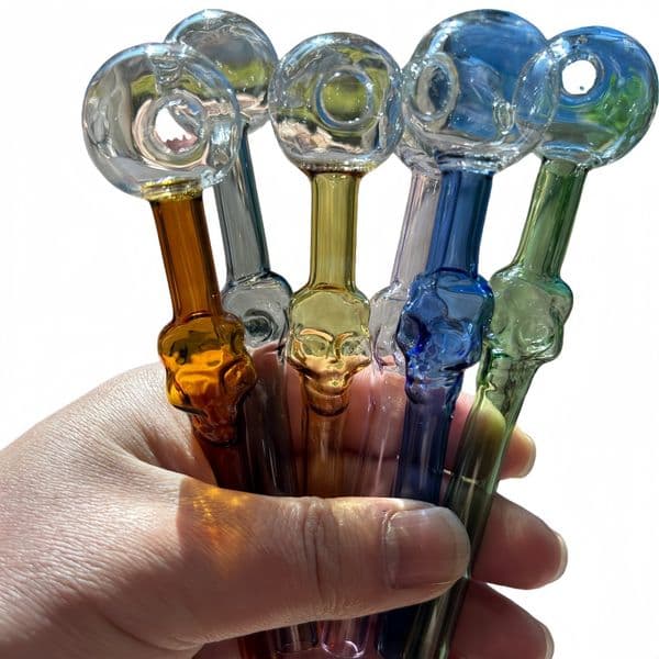 Shenzhuglass skull bubbler glass pipes Curved Glass Burners Pipes 5.5 inch length glass tube Balancer Skull Pipe smoking pipes