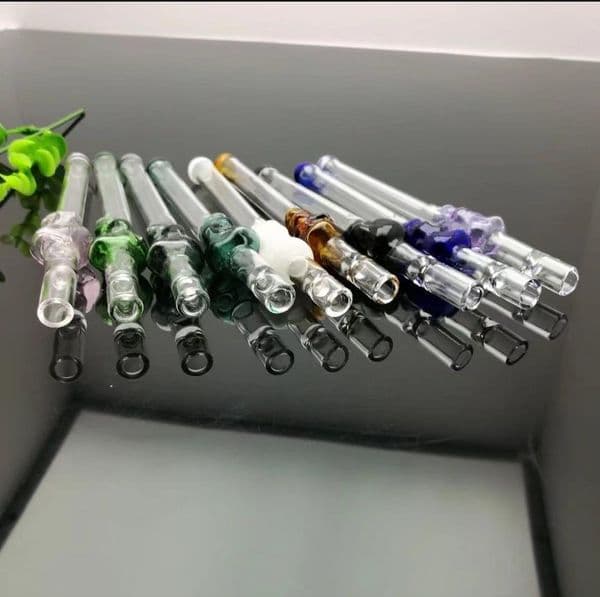 Smoking Pipes Color skull glass suction nozzle Glass bongs Oil Burner Glass Water Pipe Oil Rigs