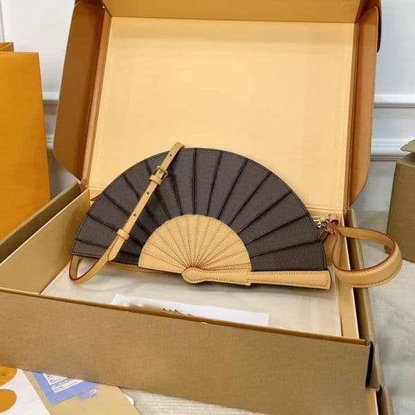 9A Designer Fan Bag women Fashion Shoulder Bag Luxury Handbag shoulder bags cowhide leather flap bags gold-tone hardware zipper 250715