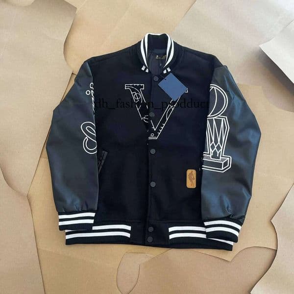 vuittons Mens Jackets designer Classic l Vintage Baseball Varsity Coat Loose Mens Women Outerwear Wool Flocking Leather Single Breasted Couples Warm Bomber 083