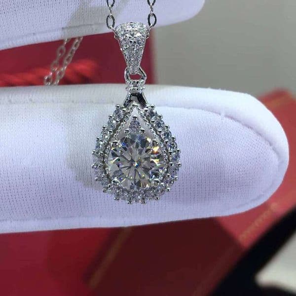 Passed Dia Test Excellent Cut 1 D Color Moissanite Fire Water Drop Pendant Necklace Sterling Sier Party Chain