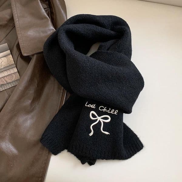 Scarves Trendy Solid-Colored Imitation Cashmere Scareves Featuring Intricate Bow Embellishments