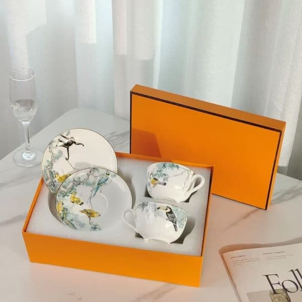 European Light Jungle Bone China Coffee Cup Saucer Afternoon Teacup Box Set Delicate Birthday Wedding Companion Gift