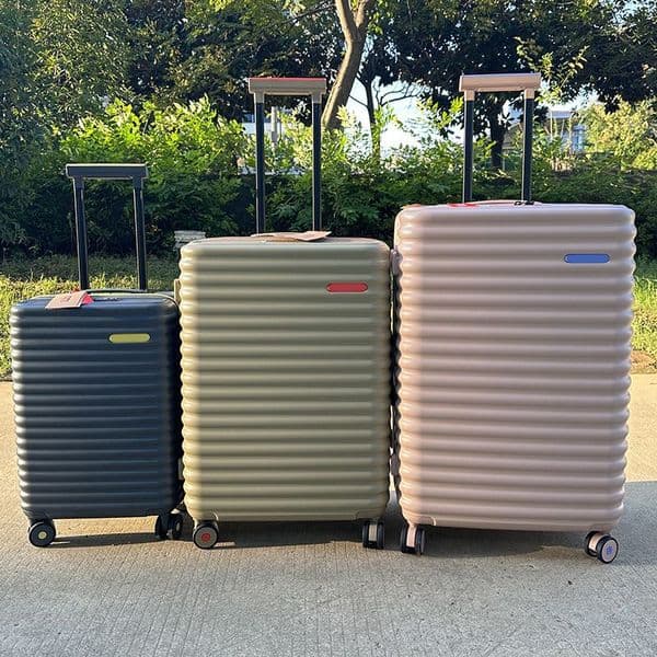 Designer Suitcases Luggage Luxury Travel Wheels Boarding Women 20 25 28 inches Men Trolley Rolling Bag Metal