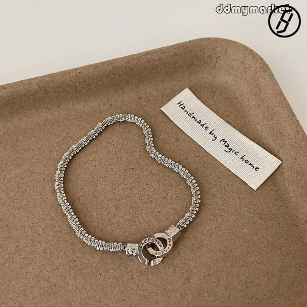 Niche Design Broken Silver Free shipping Block Double C Letter Buckle Necklace 2025 New Style Designer Women's Bracelet Original Jewelry ddmymarket