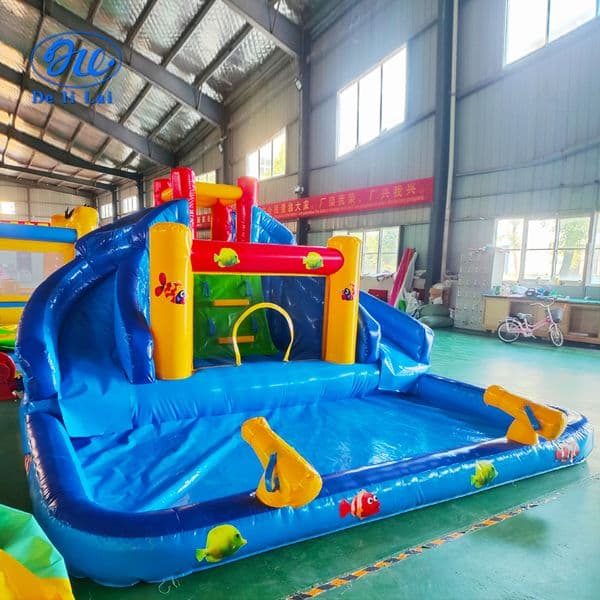 Wholesale children's inflatable castles, children's water spray castles, water slides, inflatable slides, indoor and outdoor inflatable trampolines, combination