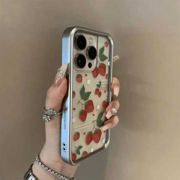 Korean ular Full Screen Strawberry Phone Case For IPhone 16 PRO 15 14 13 12 11 Promax XS XR 7 8 Plus SE20 Electroplated Cover X250224