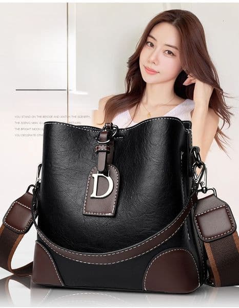 Free Shipping Bucket Bag High-end Crossbody Bag Summer Women Niche Versatile Designer Bags Commuter Large Capacity Middle-aged Luxurious Ladies Mom Bag