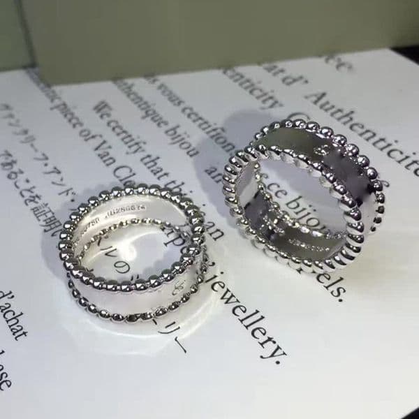 Womens Designer Rings Fashion Clover Rings Silver Wedding Ring Designer Jewelry For Womens Mens 0.8cm