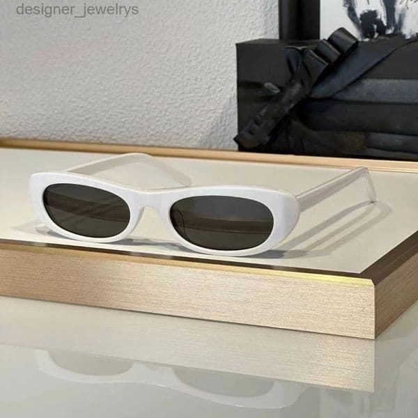 designer sunglasses women men luxury sunglasses Small Narrow frame glasses fashion simple design UV400 Outdoor Shades Classic Lady Sun glasses 557 with box MXDN