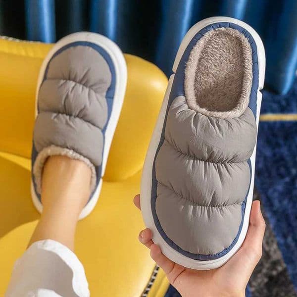 New Women Men Slippers Winter Warm Plush Waterproof Thick Sole Shoes Casual Flats Home Couples N Slip Soft Furry SlidesXJ250930