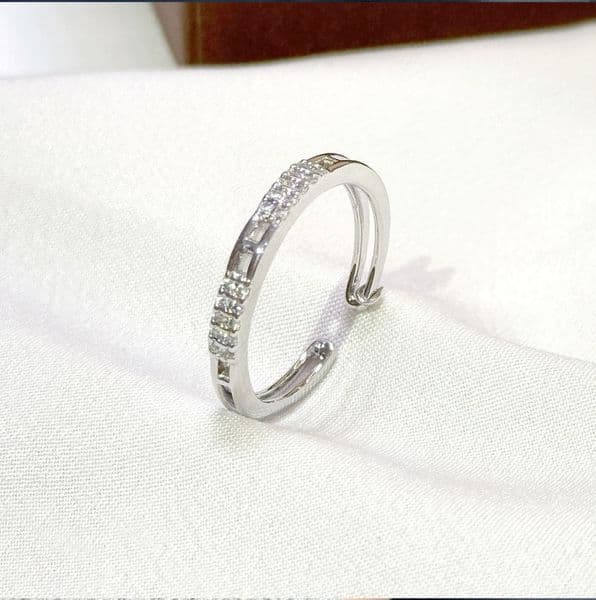 Silver - Toned Open Rings With Rhinestone Detail Delicate Daily Elegant Jewelry Gift For Her High - Quality And Stylish Accessory
