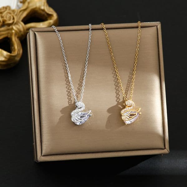 Style Korean Version Dia-Studded Little Swan Titanium Steel Necklace for Women Elegant Light Sparkling Dia Wing Pendant Collarbone