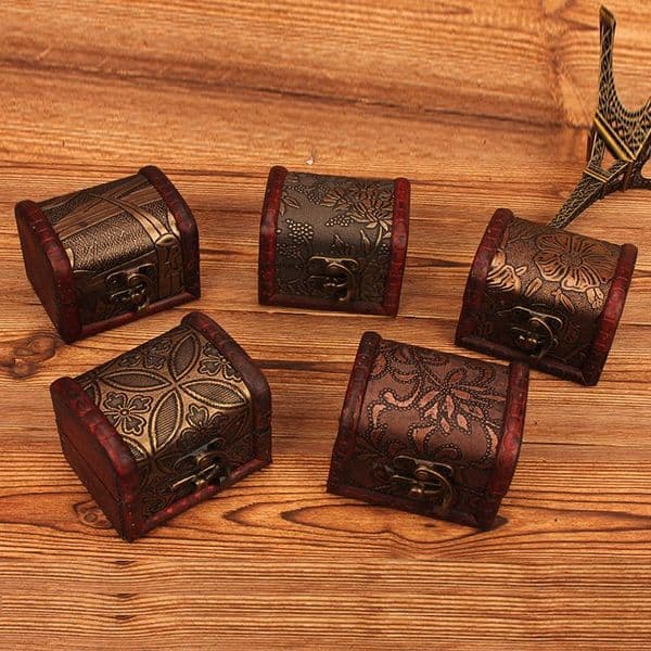 Small Vintage Trinket Boxes Wooden Jewelry Storage Box Treasure Chest Case