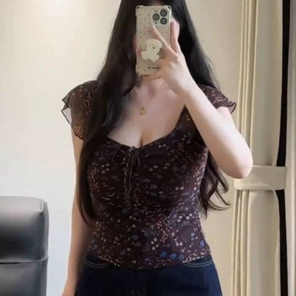 Plus Size Hot Girl Pure Desire Designer Shirt French Retro Floral Designer Hoodie Short Sleeve Shirt Women Waist Slimming Elegant Beautiful Short Top