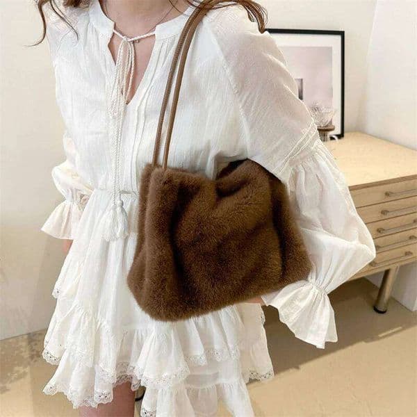 Women Fluffy Shoulder Top-Handle Bag New Fashion Female Autumn Winter Handbag Soft Plush Tote Versatile Shopping Bags
